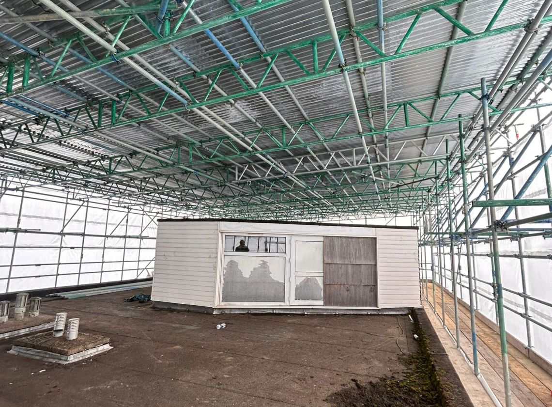 Living Under the Roof & Driving a Tight Programme